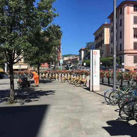 Casa Fiorella 公寓 *